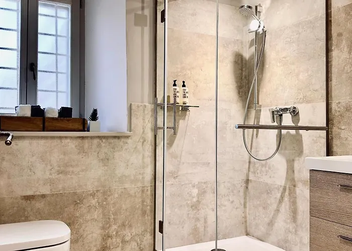 Palazzo Minzoni * SantʼIppolito