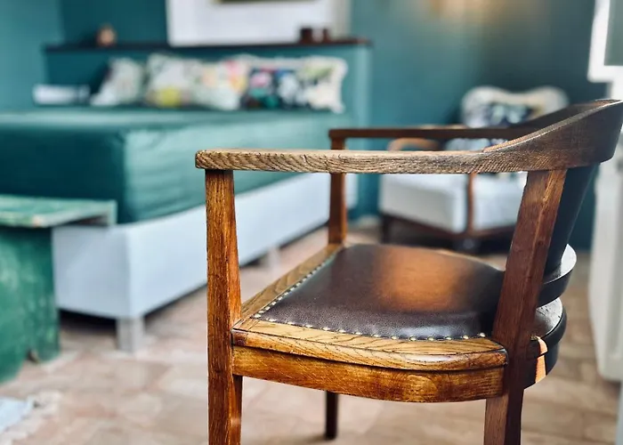 Palazzo Minzoni * SantʼIppolito